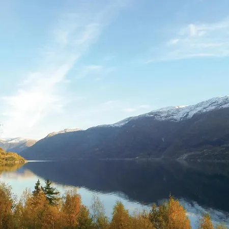 Holiday home 3 Bedroom In Vallavik Vangsbygd