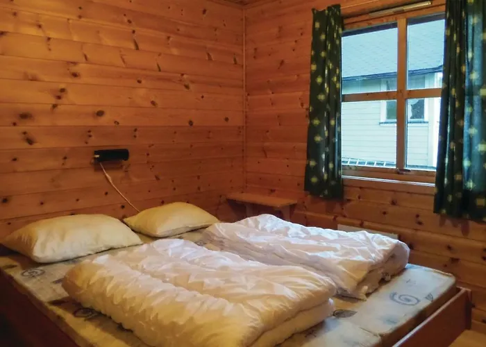 3 Bedroom In Vallavik Vangsbygd
