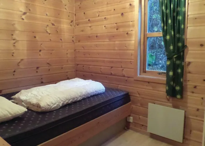 3 Bedroom In Vallavik * Vangsbygd