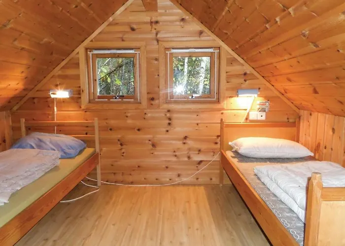 3 Bedroom In Vallavik Vangsbygd